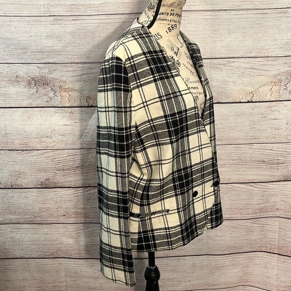 Vintage Black & White Plaid Blazer Wool Blend Collarless Made in USA Size 10 - Picture 4 of 9